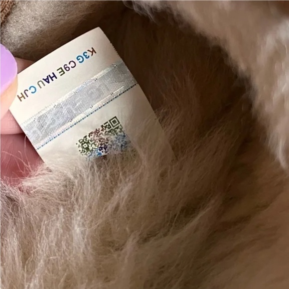 UGG| CLASSIC II SHORT BOOT - Picture 8 of 11